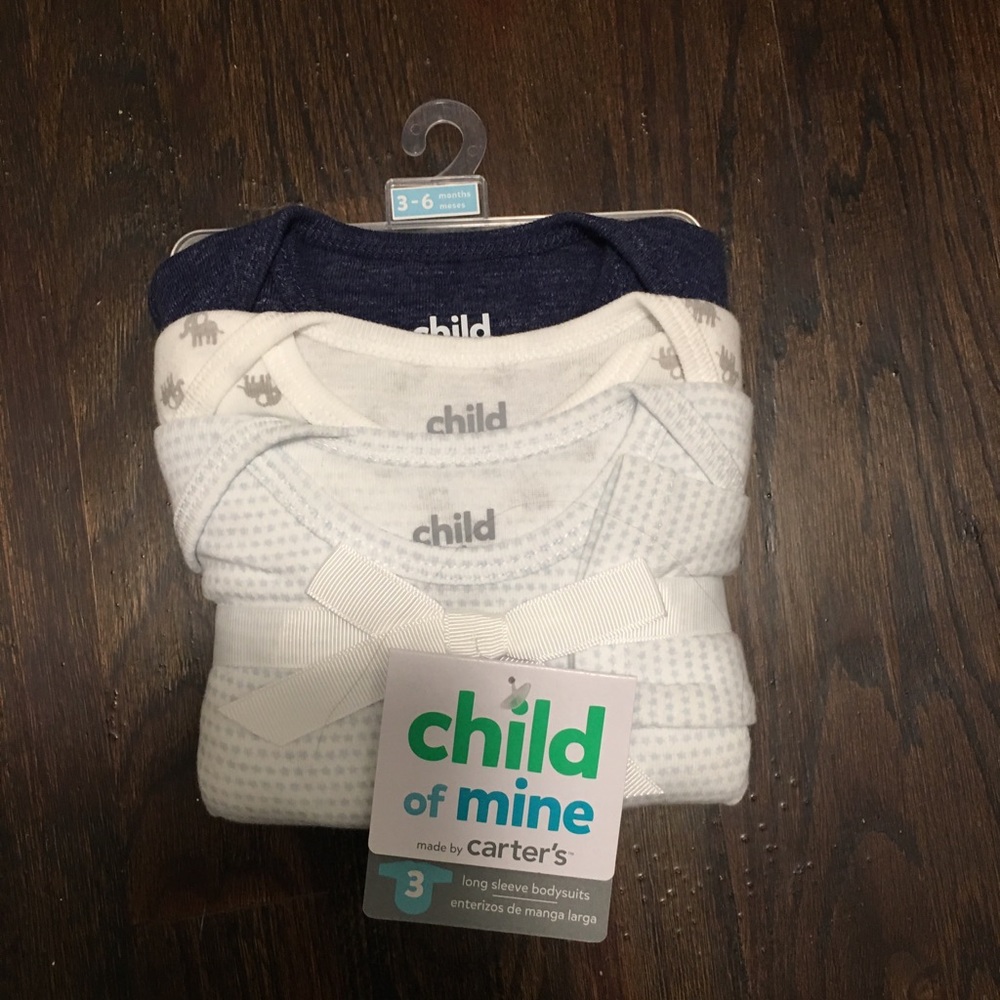 NWT Carter’s 3-6 Month Long Sleeve Bodysuit